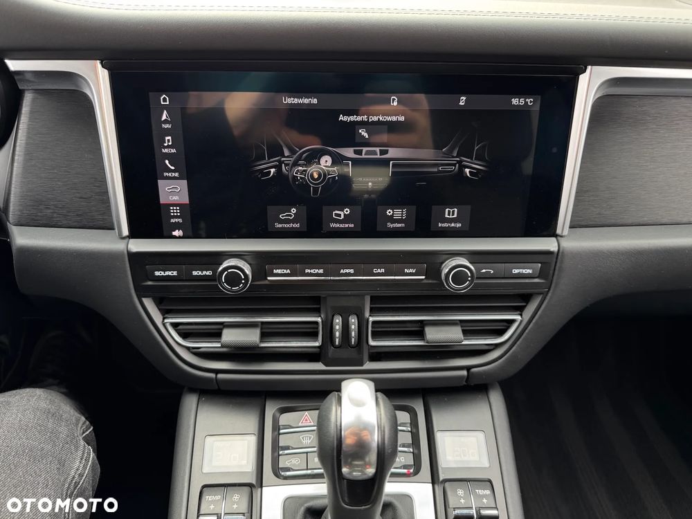 Porsche Macan GTS PDK - 9