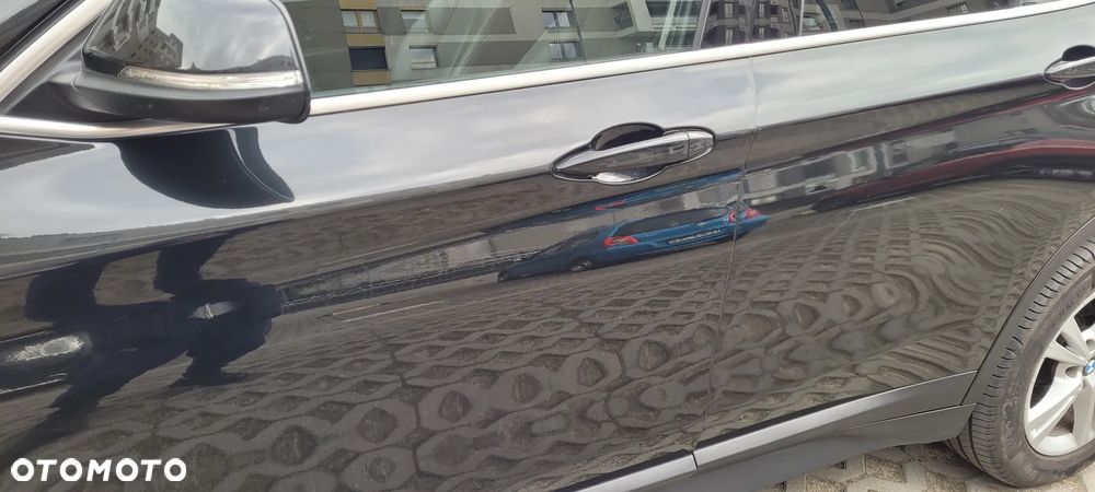 BMW X1 sDrive18d - 13