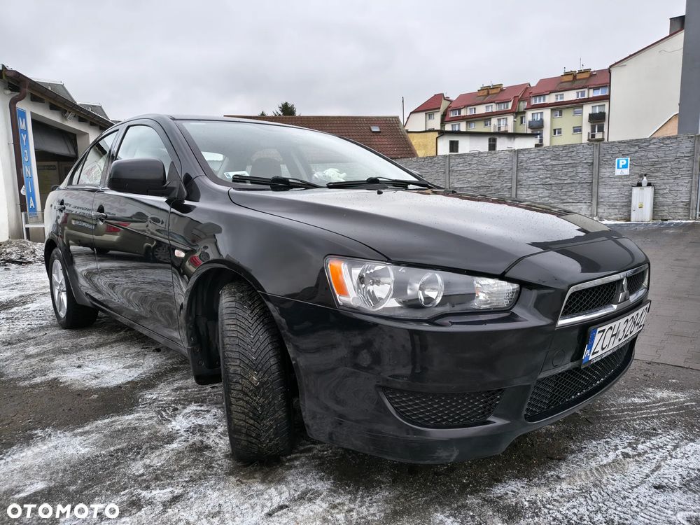 Mitsubishi Lancer - 2