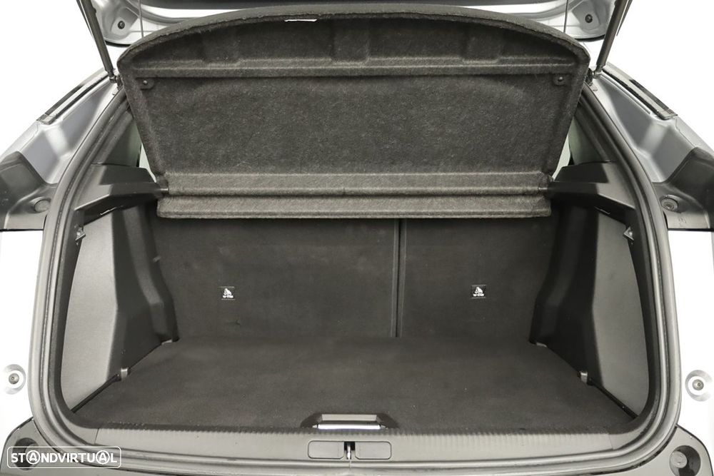 Peugeot 2008 1.2 PureTech Allure EAT8 - 25