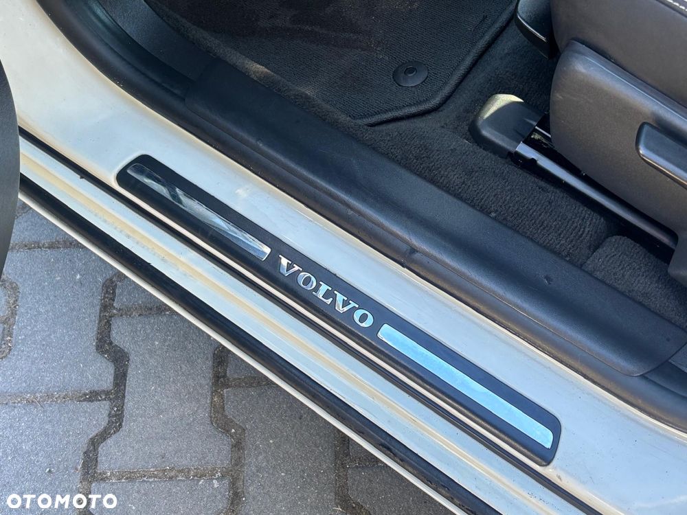 Volvo V60 D3 R-Design - 20