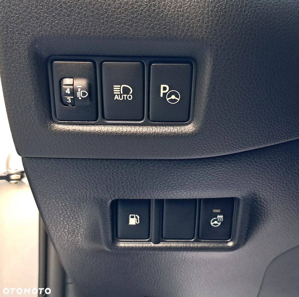 Toyota C-HR 1.8 Hybrid Prestige - 28