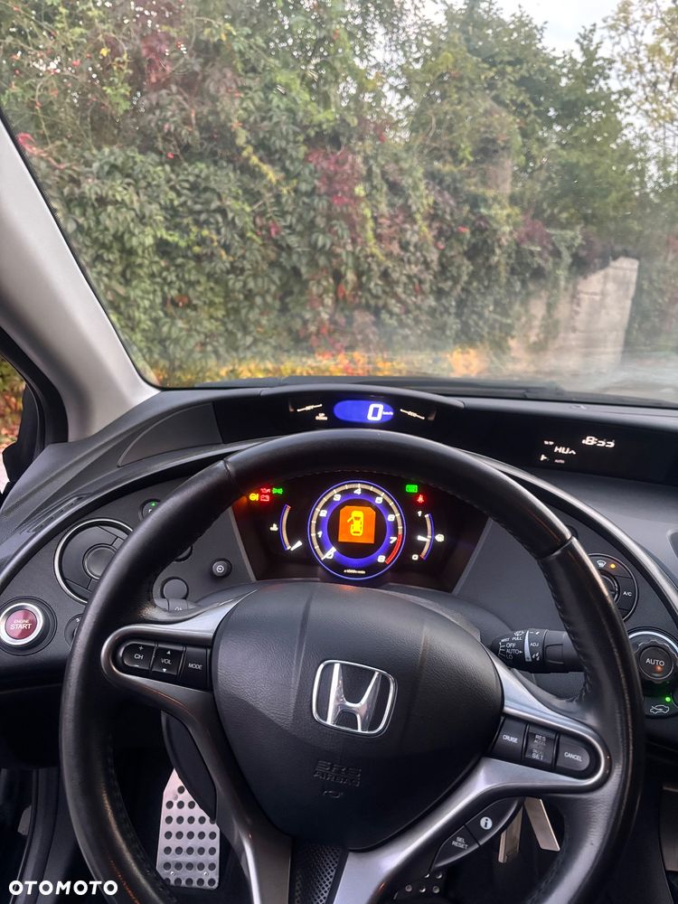 Honda Civic 1.8 Executive - 13