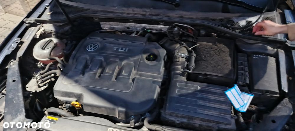 Volkswagen Passat - 7