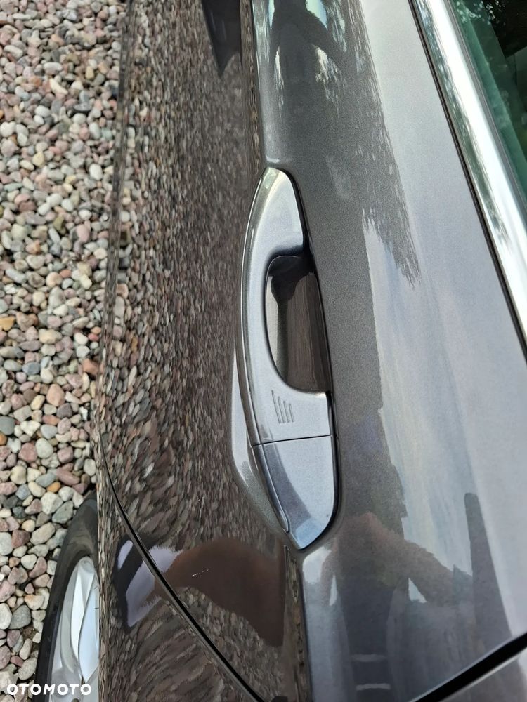 Ford Mondeo - 8