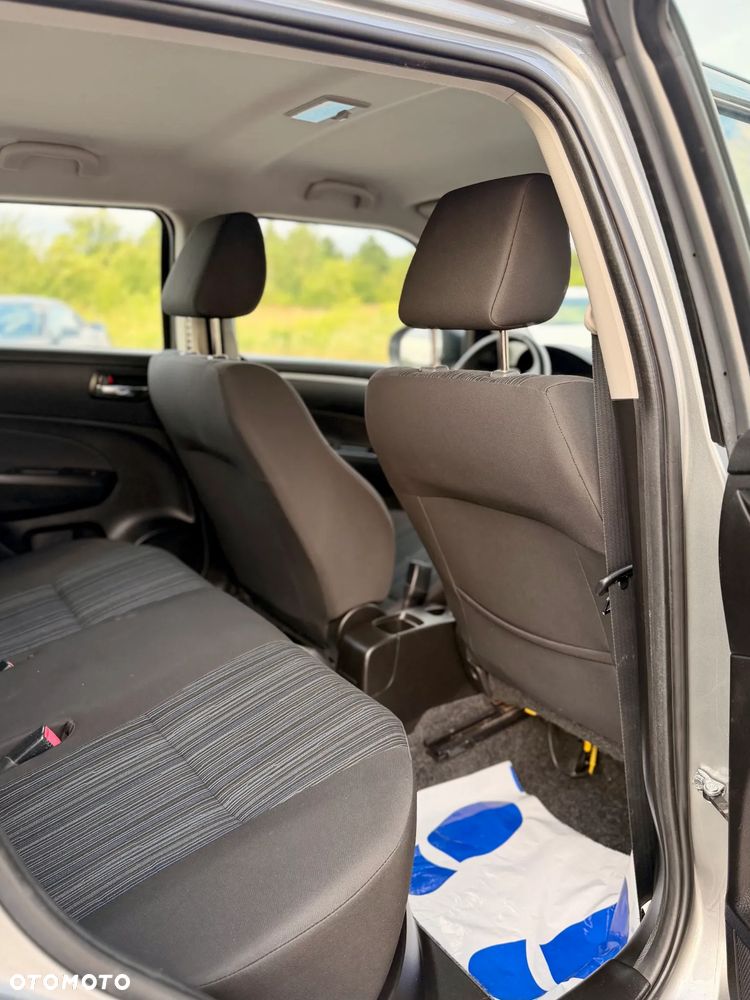 Suzuki Swift 1.3 DDiS Comfort - 11