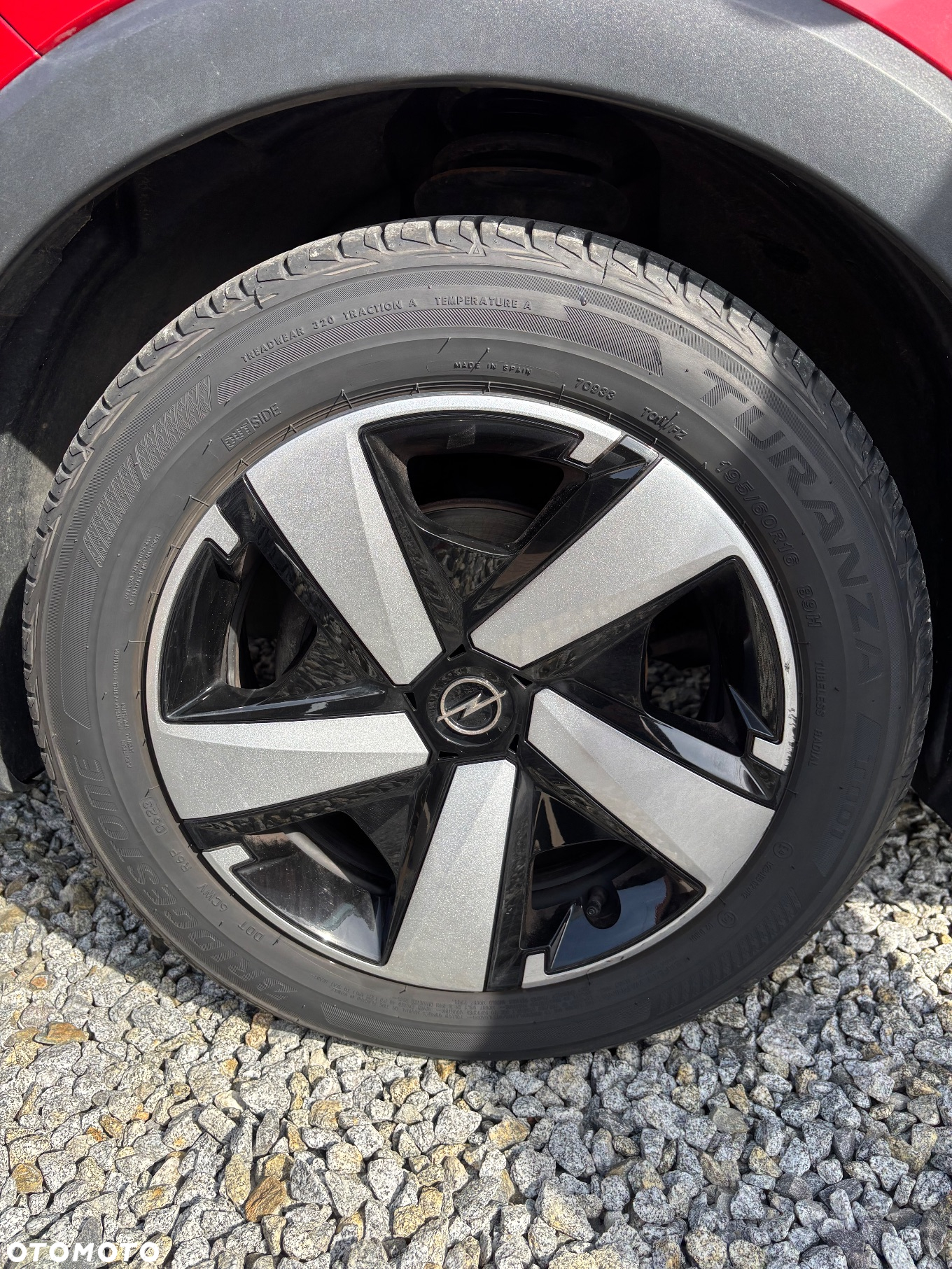 Opel Crossland X - 19