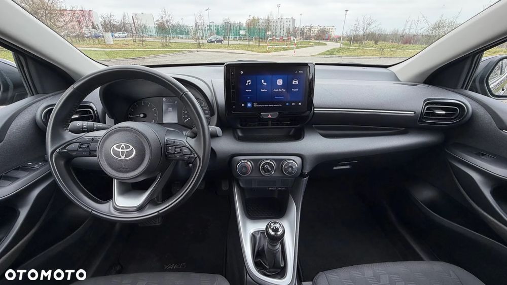 Toyota Yaris 1.5 Comfort - 12