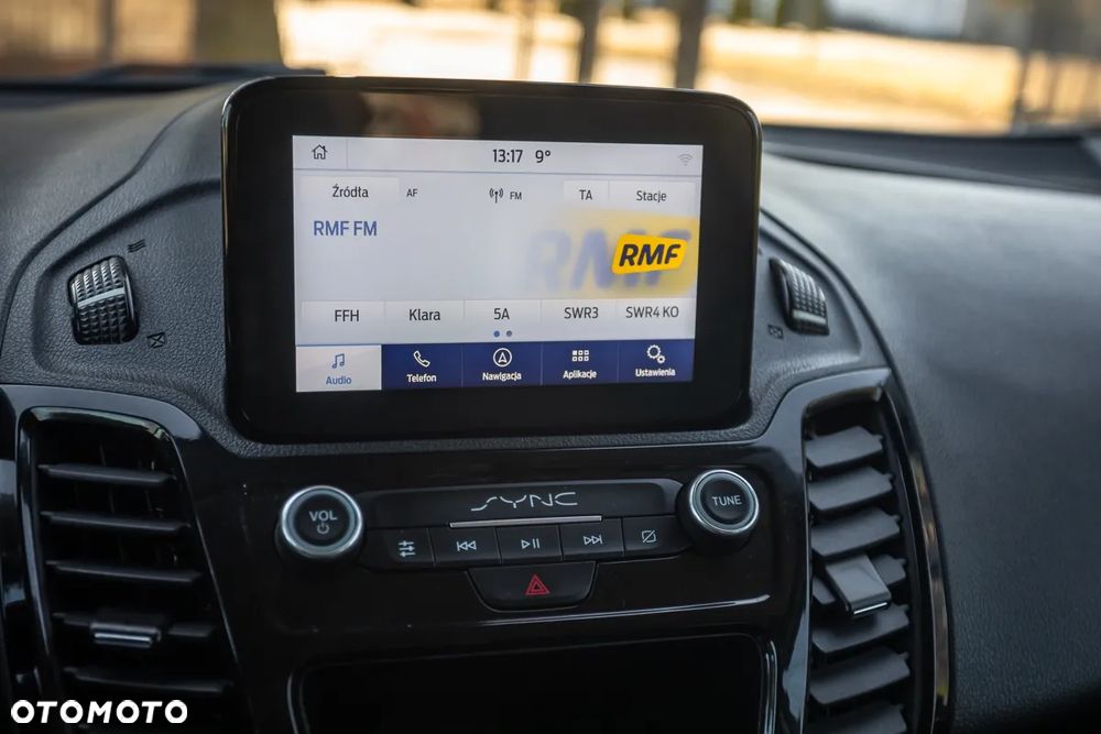 Ford Tourneo Connect Grand - 30