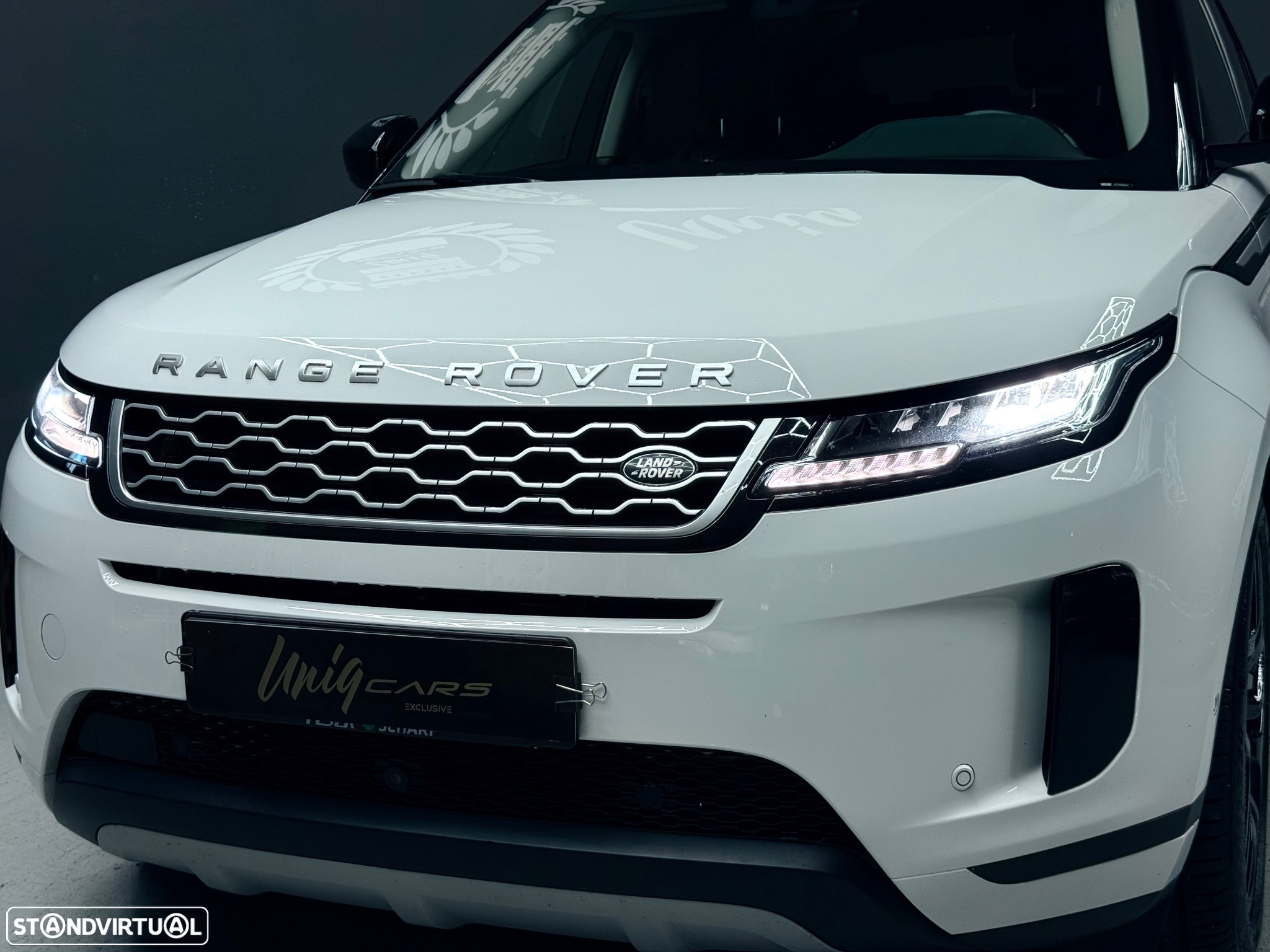 Land Rover Range Rover Evoque 1.5 P300e AWD Autobiography Auto - 17