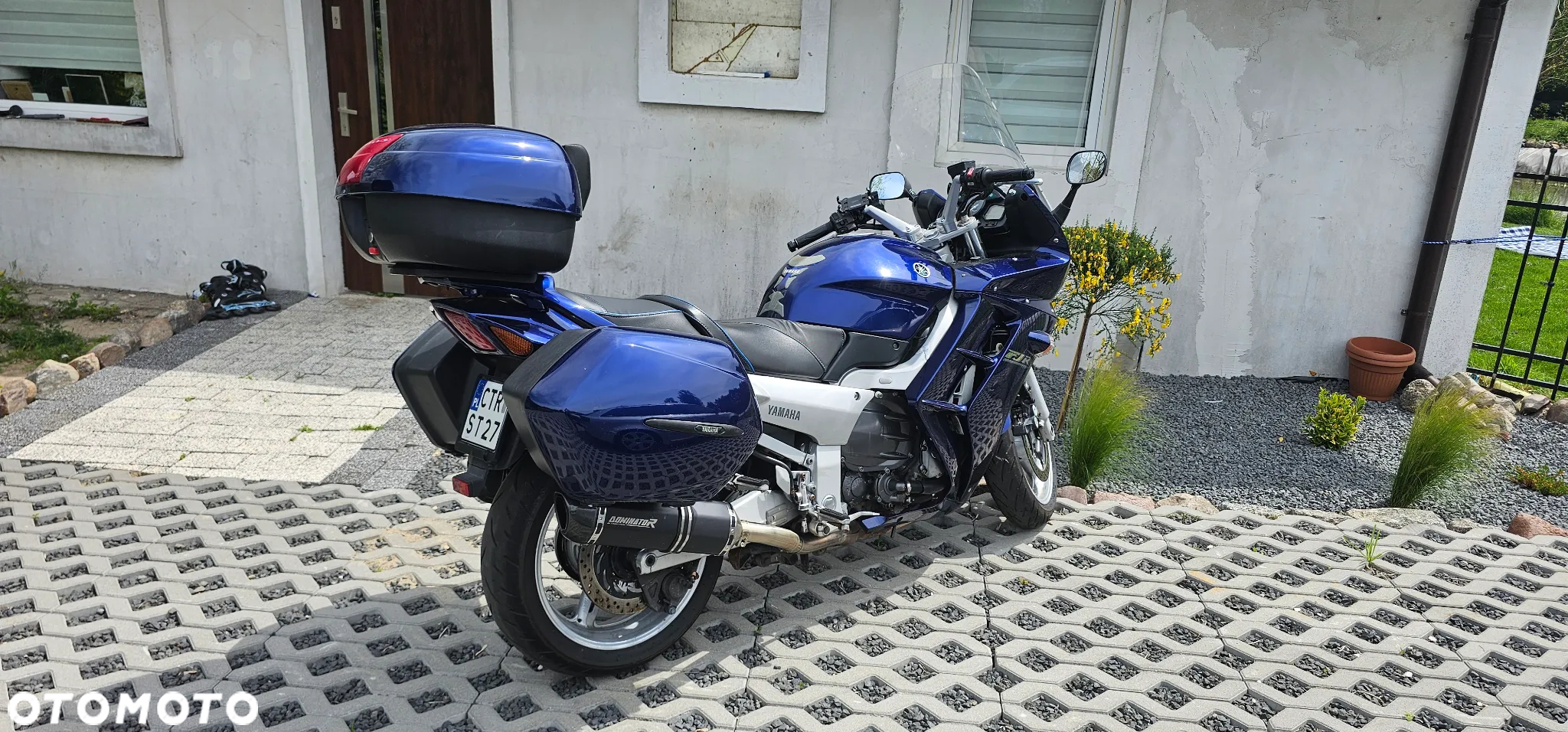Yamaha FJR - 2