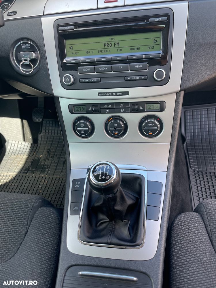 Volkswagen Passat 2.0 TDI DPF Comfortline - 16