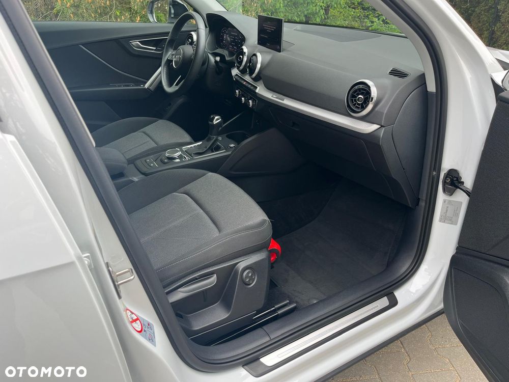 Audi Q2 35 TFSI Advanced S tronic - 17