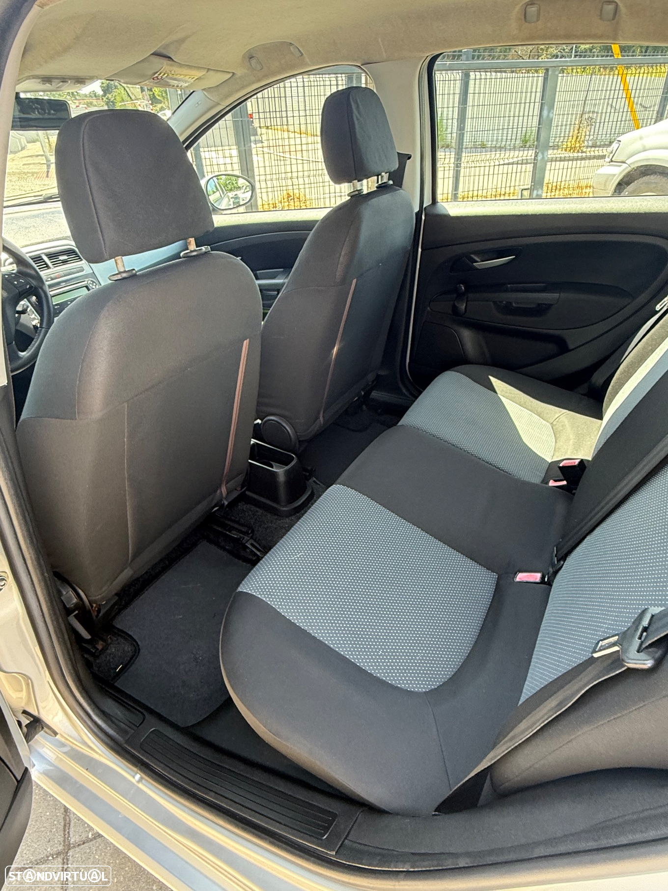 Fiat Punto 70 JTD Multijet Active - 12