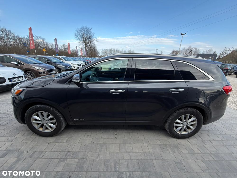 Kia Sorento - 11