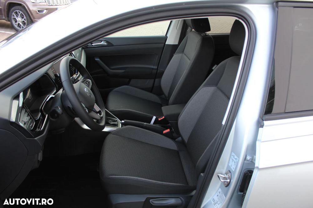 Volkswagen Taigo 1.0 TSI DSG Life - 10