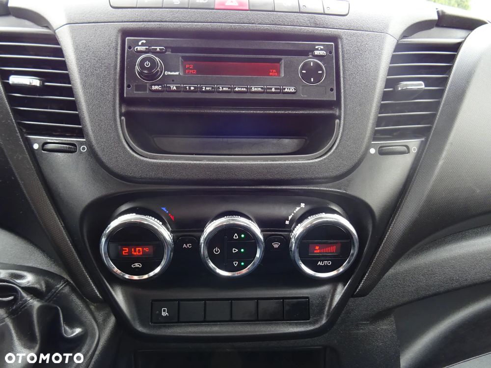 Iveco 35C16 Wywrotka 159tys km Klima Oryginał 160KM - 23