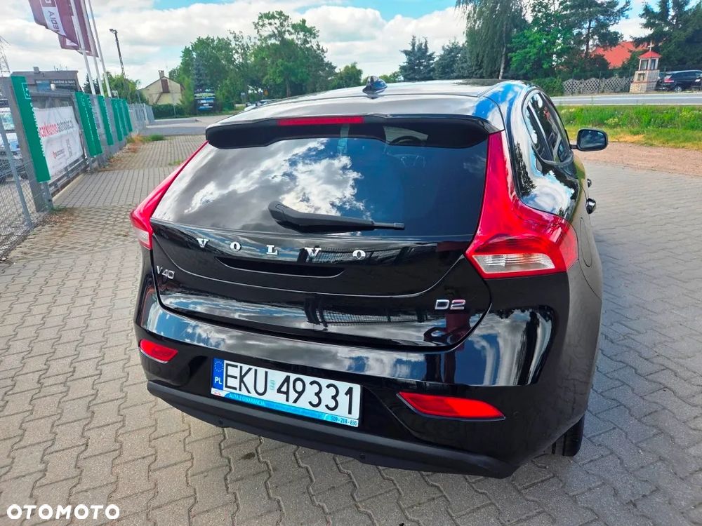 Volvo V40 D2 Momentum - 12