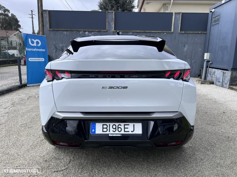 Peugeot E-3008 73 kWh GT - 5