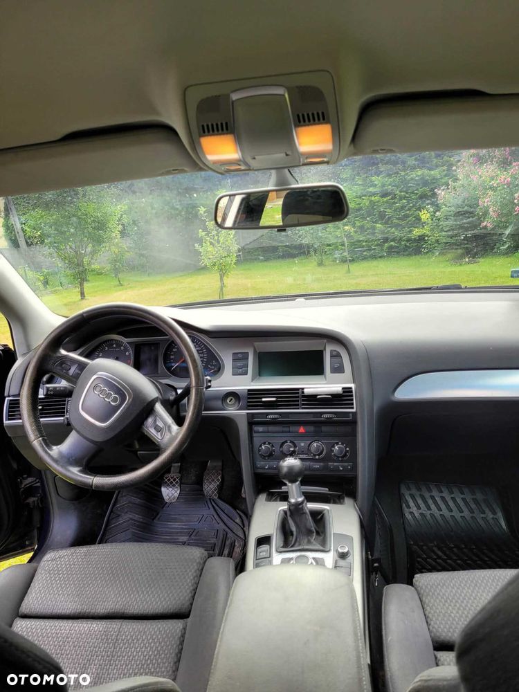 Audi A6 Avant - 1