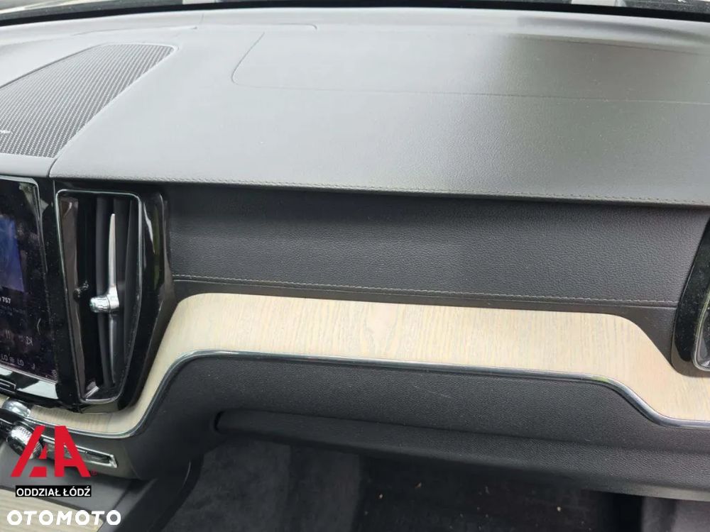 Volvo XC 60 - 12