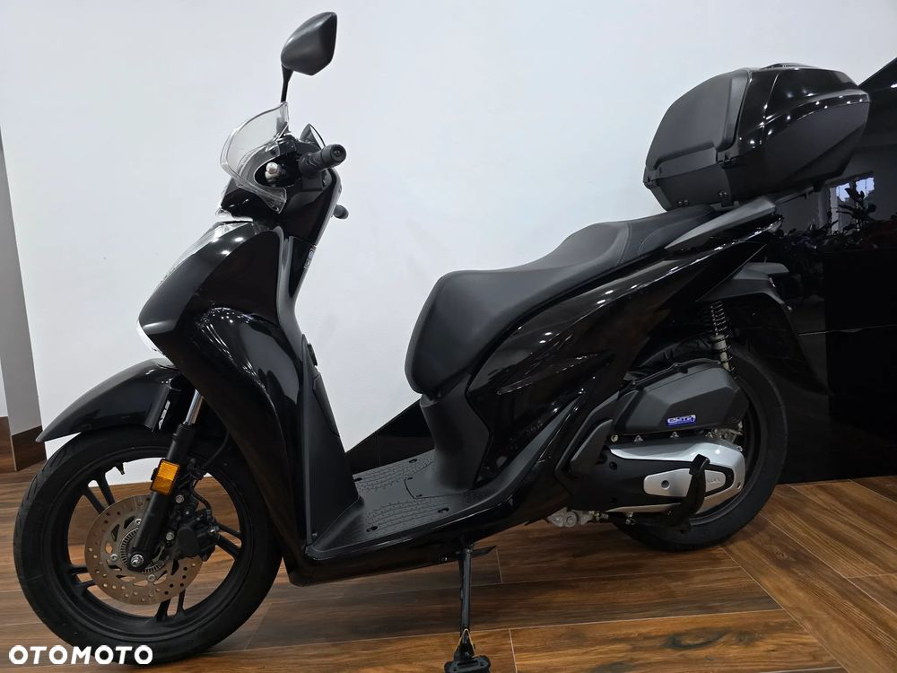 Honda SH - 23