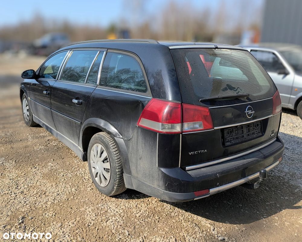 Opel Vectra C Caravan - auto na części - 4