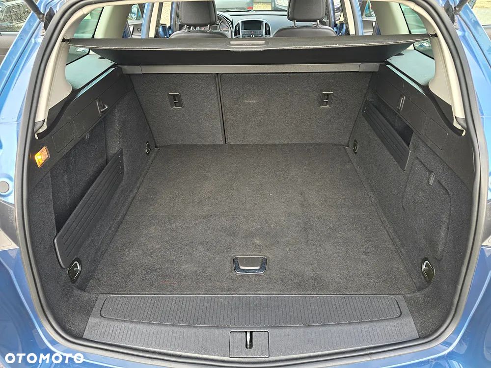 Opel Astra 1.4 Turbo Cosmo - 32