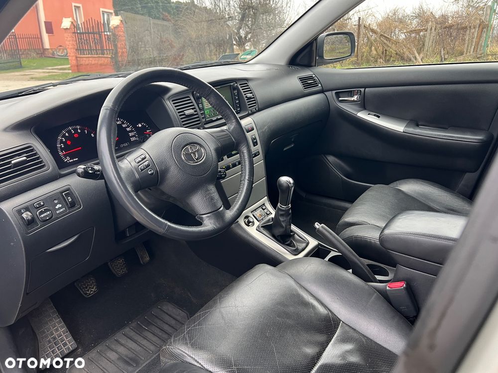 Toyota Corolla 1.6 VVT-i Sol - 9