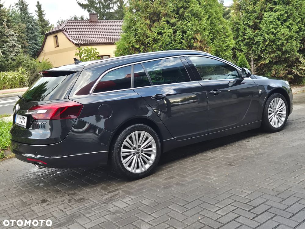 Opel Insignia 2.0 T Cosmo 4x4 S&S - 15