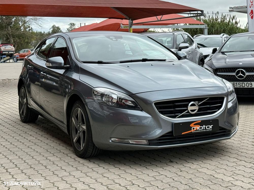Volvo V40 2.0 D2 Momentum - 2