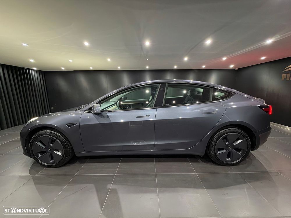 Tesla Model 3 Standard Range Plus RWD - 4