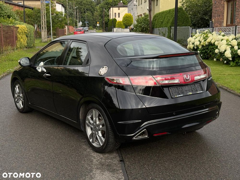 Honda Civic 1.8i-VTEC Executive - 9