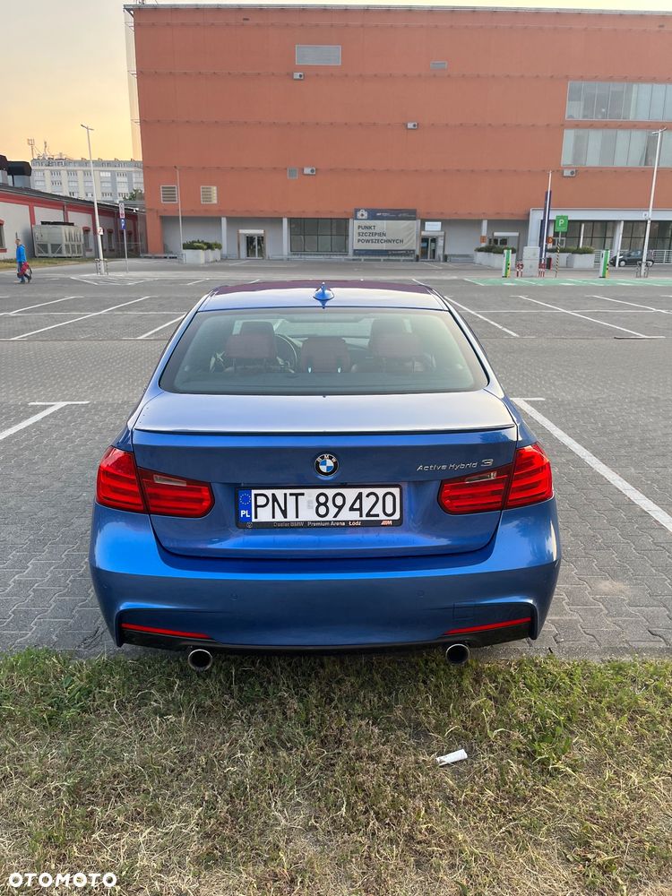 BMW Seria 3 335i Sport Line - 8