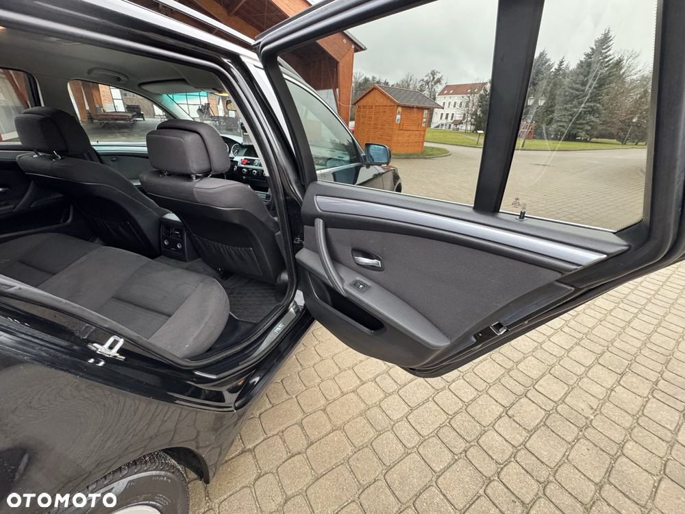 BMW Seria 5 - 25