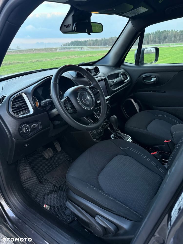 Jeep Renegade - 8