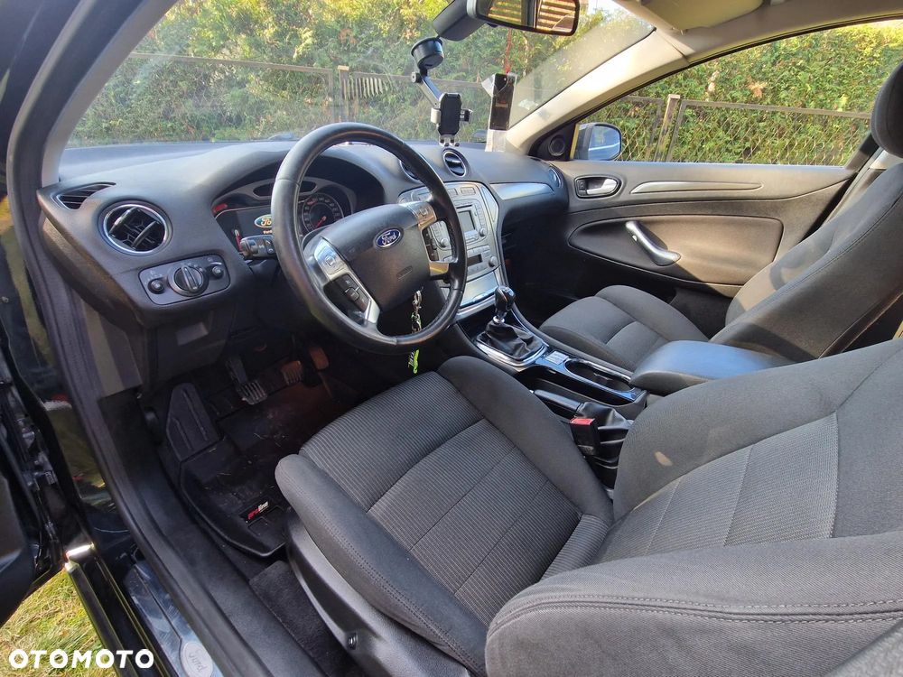 Ford Mondeo Turnier 2.0 TDCi Titanium - 10