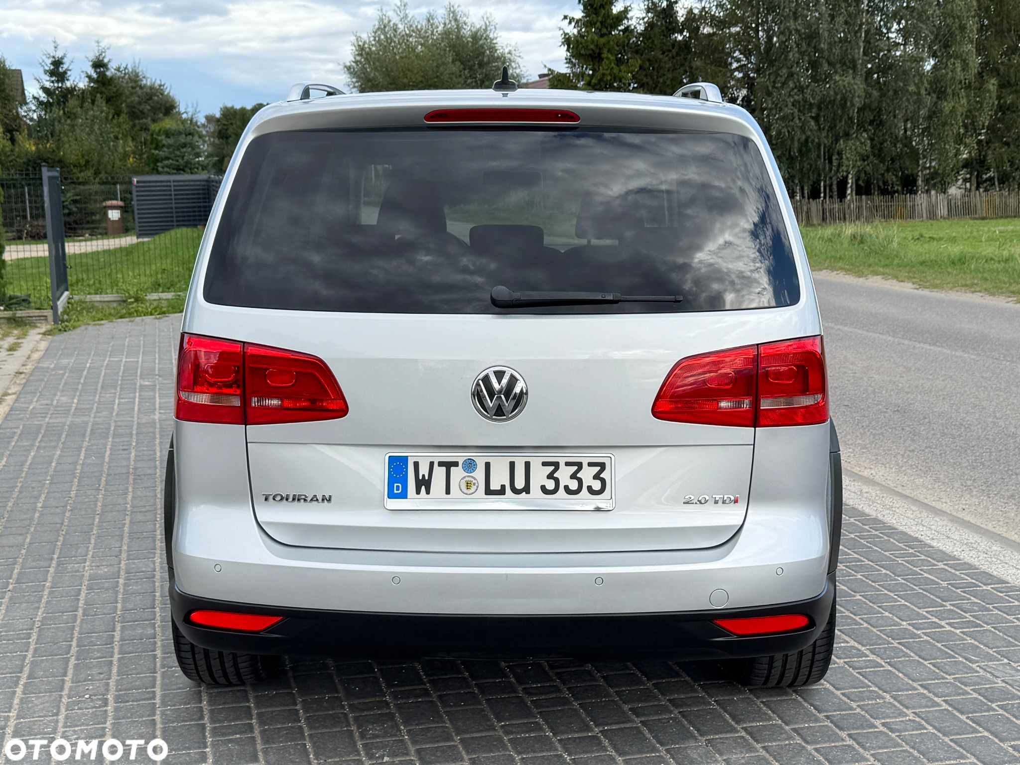 Volkswagen Touran 2.0 TDI DPF DSG Cross - 14