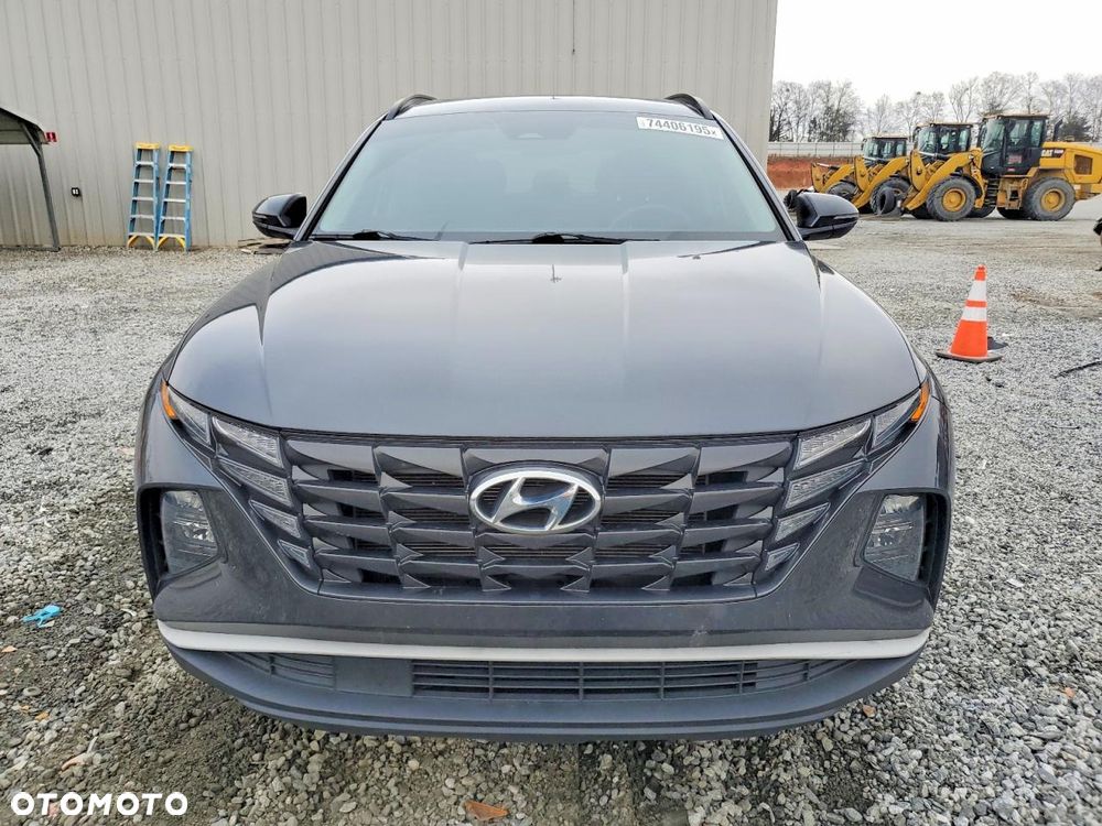 Hyundai Tucson - 6