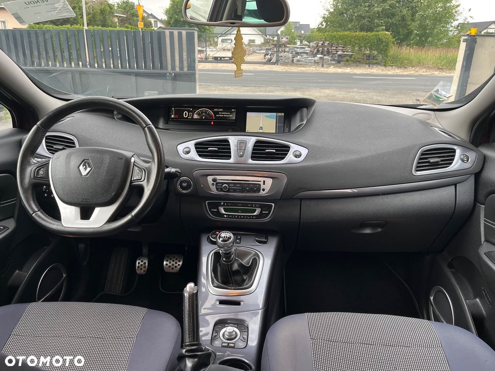 Renault Scenic - 8