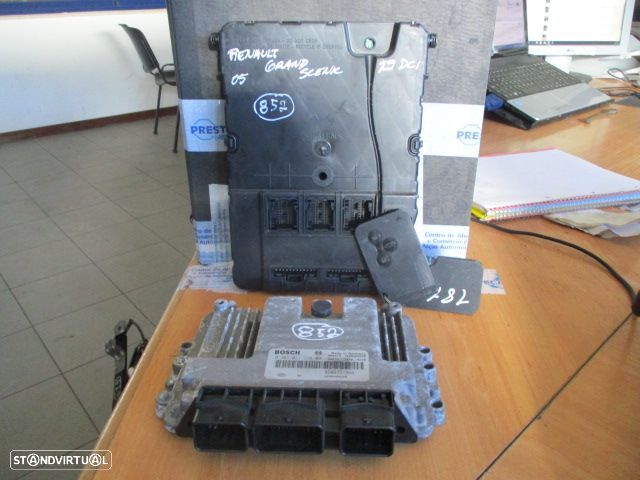 Centralina 8200525384 0281011776 RENAULT GRAND SCENIC 2005 1.9DCI KIT BOSCH