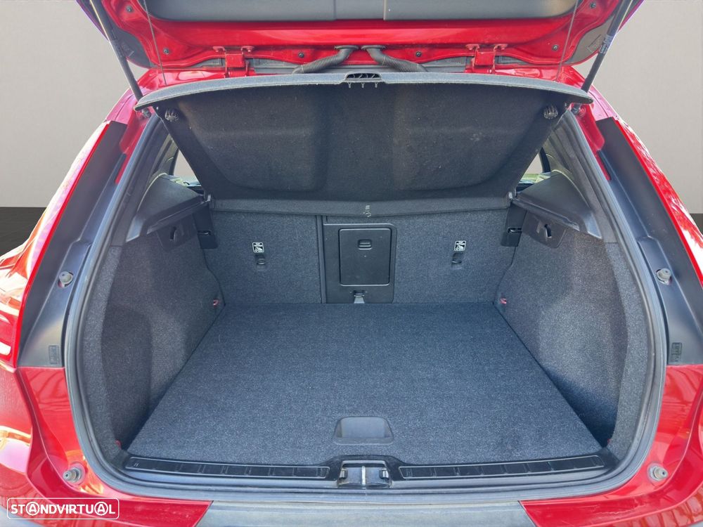 Volvo XC 40 2.0 D3 Momentum - 18