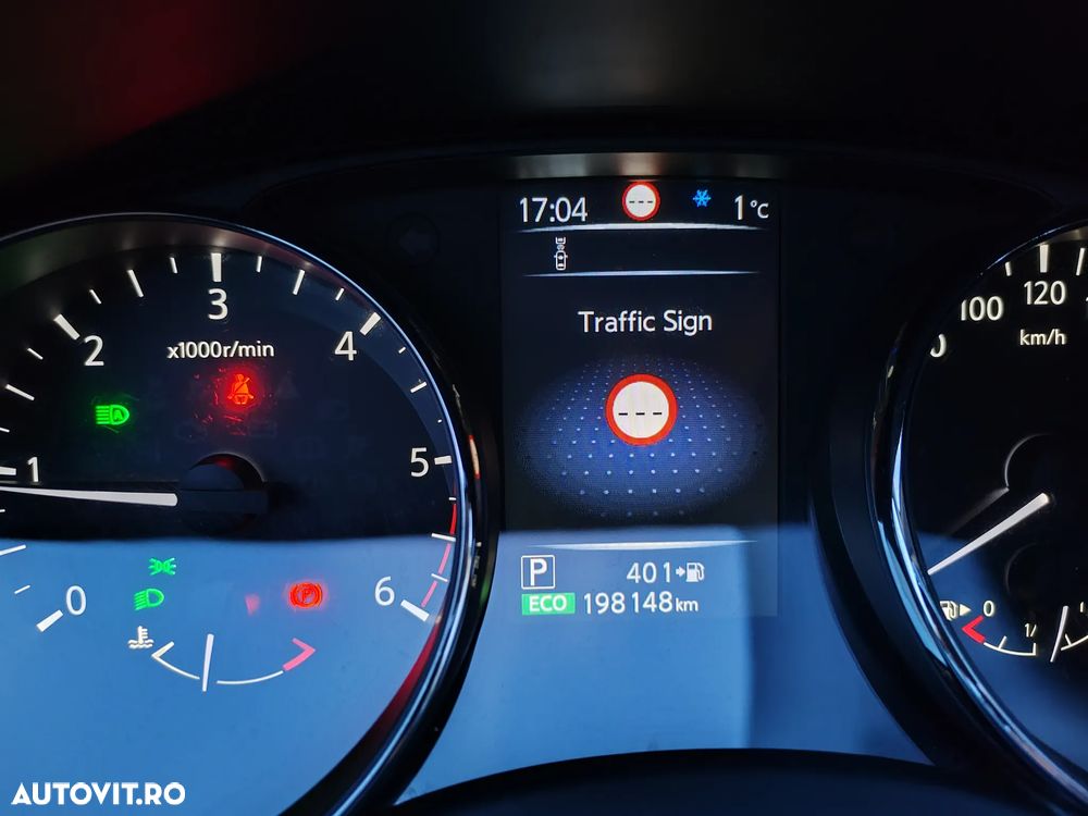 Nissan Qashqai 1.6 DCI Start/Stop X-TRONIC N-Connecta - 12