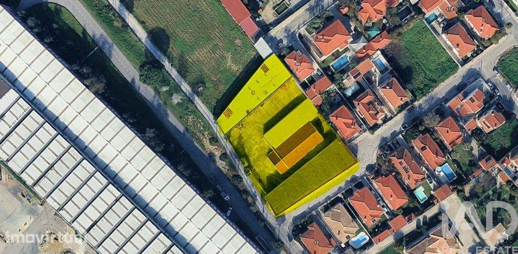 Hangar em Azeitão (São Lourenço e São Simão) de 2468,00 m2 - Grande imagem: 2/13