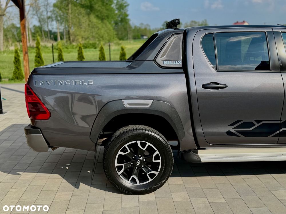 Toyota Hilux 2.8 D-4D Double Cab Invincible Sport 4x4 - 37