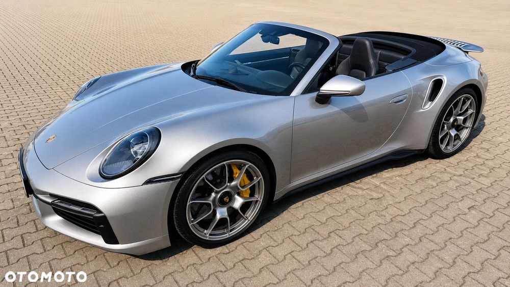 Porsche 911 Turbo S - 24