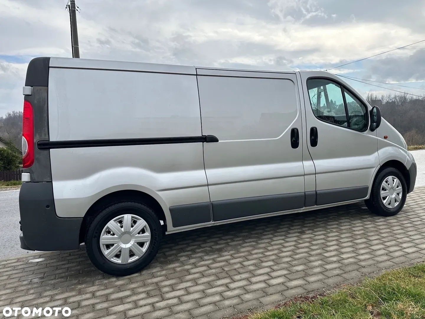 Opel Vivaro - 2