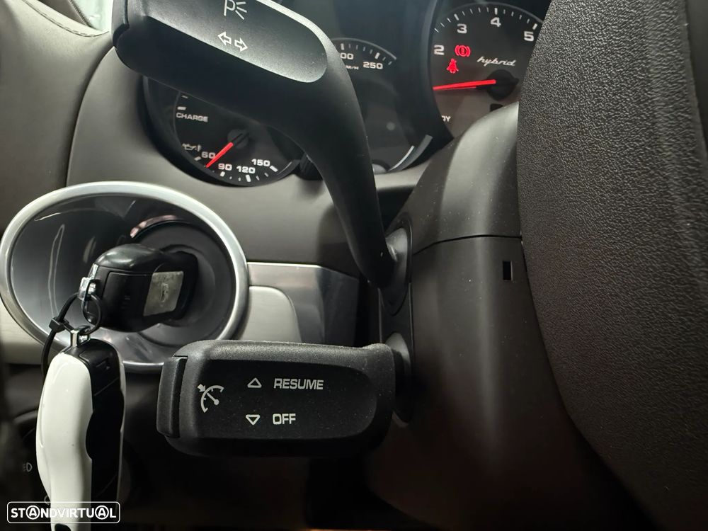 Porsche Cayenne S - 26