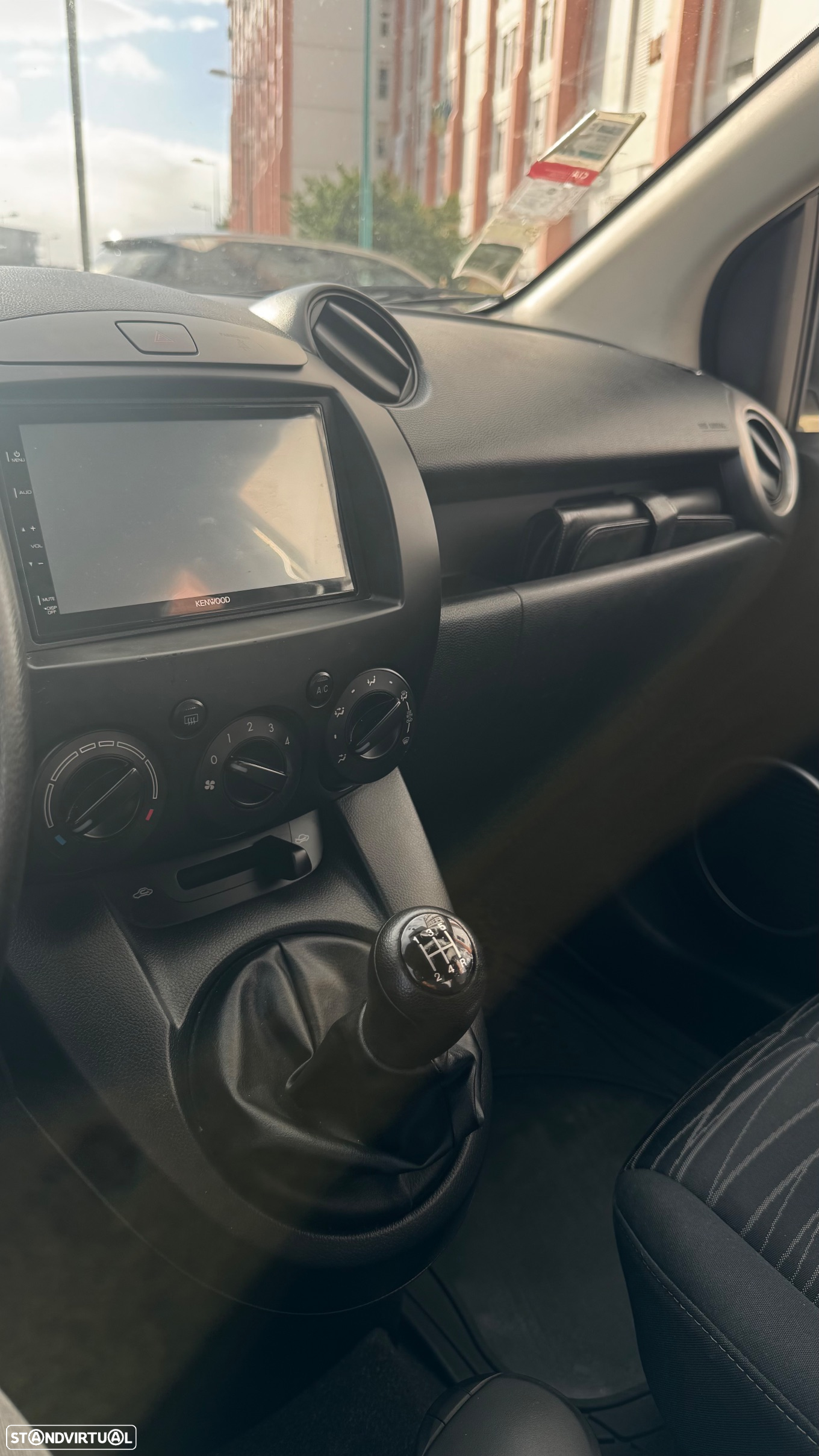 Mazda 2 1.3 MZR Comfort - 9