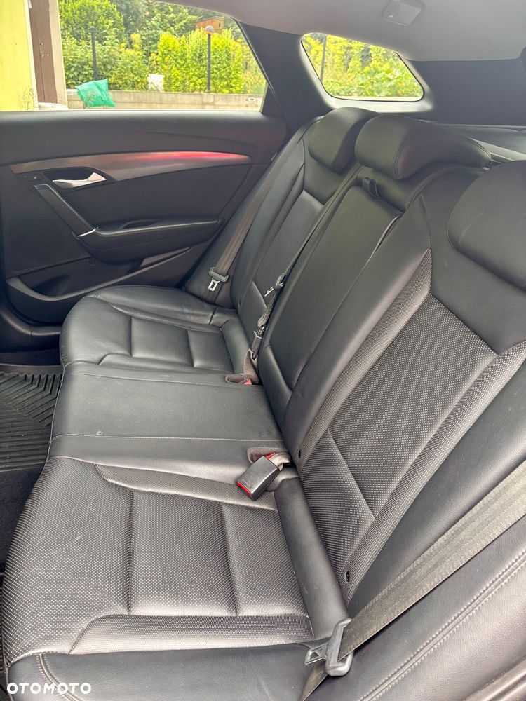 Hyundai i40 Kombi 1.7 CRDi Premium - 8